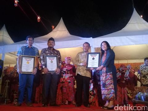 Dalang cilik di Ngawi raih reko MURI/