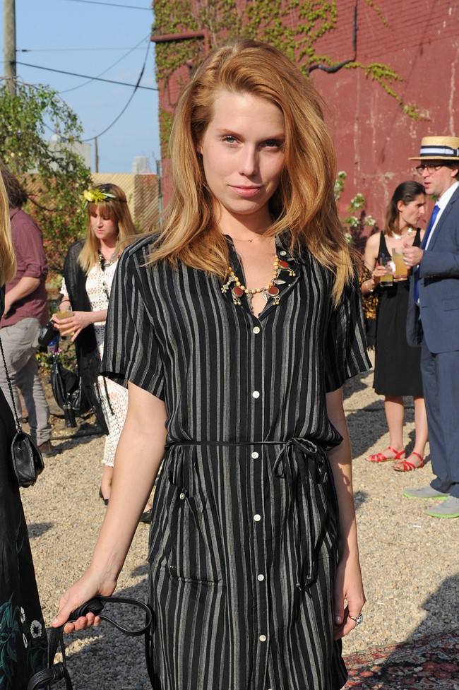 Theodora Richards adalah model cantik dari Amerika. Ia merupakan putri dari gitaris band rock Keith Richards dari band Rolling Stones. Foto: Getty Images