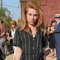 Theodora Richards adalah model cantik dari Amerika. Ia merupakan putri dari gitaris band rock Keith Richards dari band Rolling Stones. Foto: Getty Images