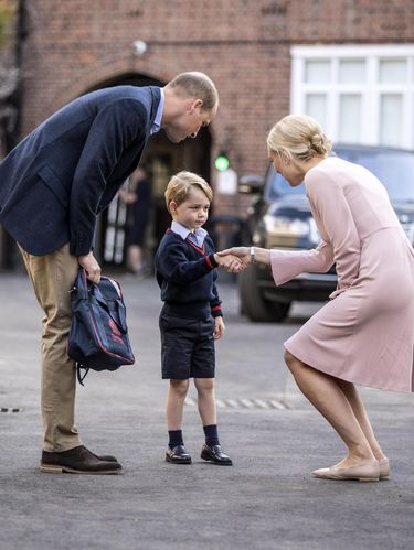 Foto: Bedanya Pangeran William dan Pangeran George di Hari Pertama Sekolah
