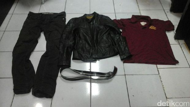 Barang bukti pengeroyokan di Tebet