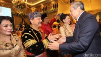 Jokowi hadir sebagai saksi akad nikah, sementara SBY sebagai undangan.
