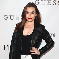 Shophie Simmons adalah putri dari seorang vokalis band rock KISS, Gene Simmons. Foto: Getty Images