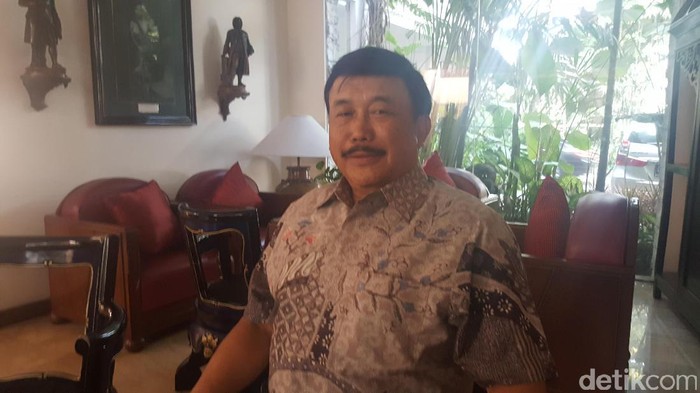 Dubes RI untuk Myanmar Ito Sumardi mengaku malu dengan aksi pembakaran bendera Myanmar serta pelemparan bom molotov di Kedubes Myanmar, beberapa waktu lalu. Dia mengaku ditelepon pejabat Myanmar terkait peristiwa itu.