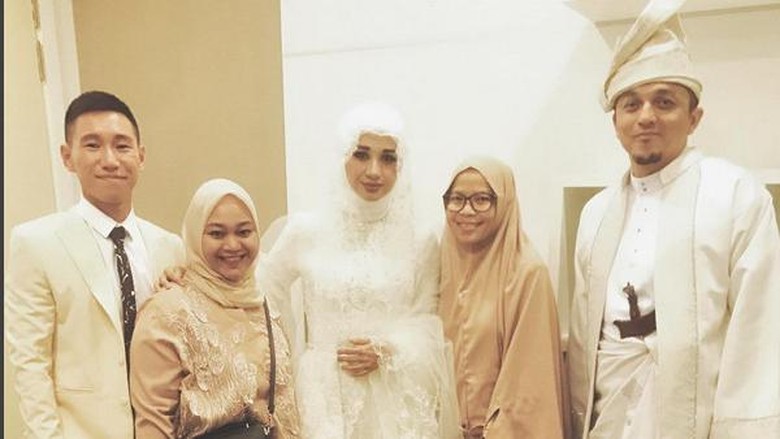 Resmi Menikah, Laudya Cynthia Bella: Alhamdulillah Resmi Menikah, Laudya Cynthia Bella: Alhamdulillah