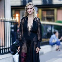 Chiara Ferragni, blogger fashion di balik The Blonde Salad. Gayanya begitu berani dan tak jarang memakai busana desainer dari atas sampai bawah. Ia membuat street style di pekan mode dunia tampak mudah ditiru. Foto: Ist.