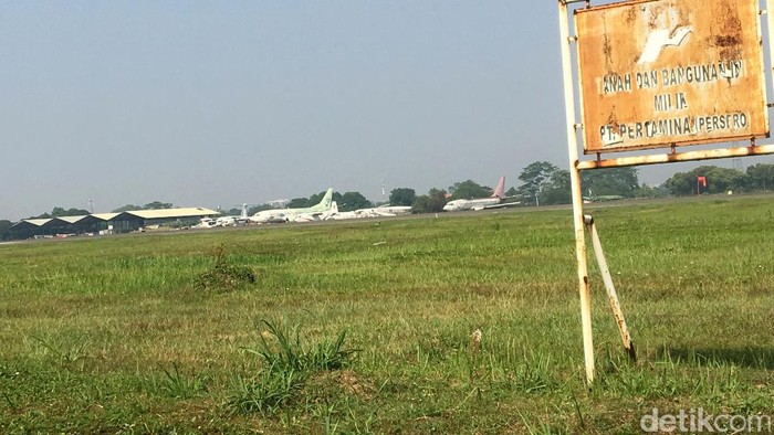 Mau Dibuka Komersial, Bandara Pondok Cabe Dikepung Permukiman