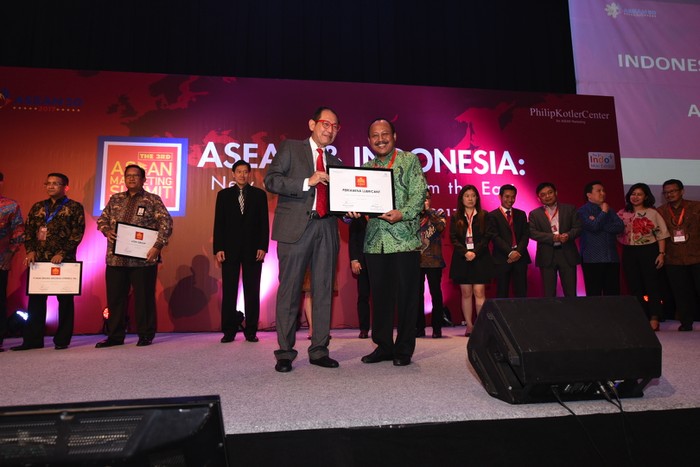 PT Pertamina Lubricants Raih ASEAN Award 2017