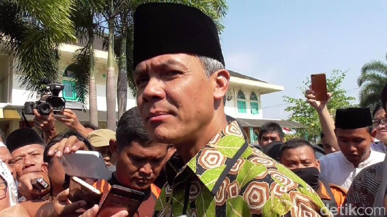 Gubernur Ganjar Ajak Warganet Doakan Banjarnegara Gubernur Ganjar Ajak Warganet Doakan Banjarnegara