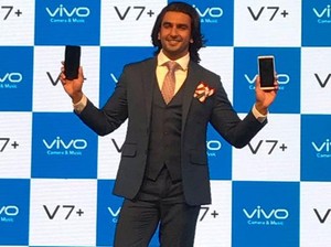 Vivo V7+ Resmi, Pakai Layar FullView Tanpa Bingkai