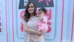 Hot Mama! Yasmine Wildblood yang Makin Cantik Aja
