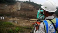 Dibangun sejak 2015, hingga akhir Agustus 2017, progres pembangunan bendungan ini mencapai 36,75%. (Dok. PT PP Tbk)