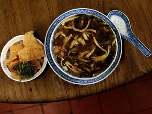 Terkenal dengan Sup Ularnya yang Lezat, Restoran Tertua di Hong Kong Ini Tutup