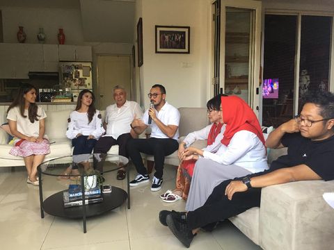 Giring 'Nidji' gelar syukuran di rumahnya