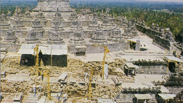 Sketsa Pemugaran Candi Borobudur 1983 Foto 4