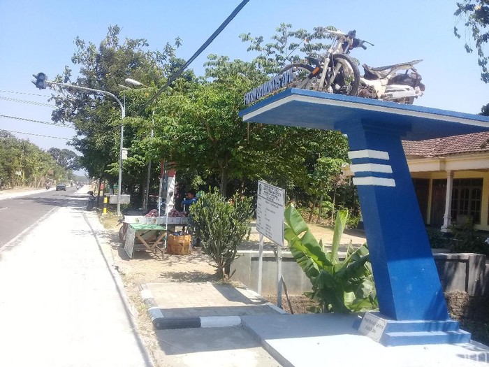 Motor Display Monumen Kecelakaan Dicuri, Ini Kesaksian Warga