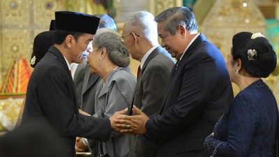 Foto: Salim dan Saling Pandang Jokowi dengan SBY