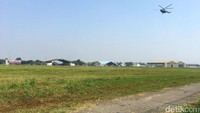 Luasnya mencapai 170 hektar dengan panjang runway 2.200 meter dengan lebar 45 meter, sehingga memungkinkan bisa didarati pesawat berbadan sedang sekelas Boeing 737.