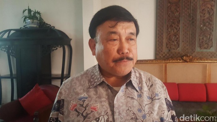 Dubes RI untuk Myanmar Ito Sumardi mengaku malu dengan aksi pembakaran bendera Myanmar serta pelemparan bom molotov di Kedubes Myanmar, beberapa waktu lalu. Dia mengaku ditelepon pejabat Myanmar terkait peristiwa itu.