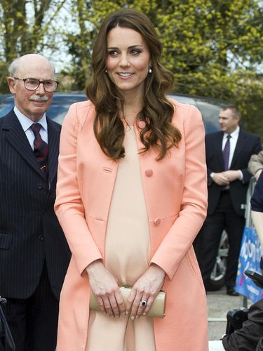 Sering Pakai Baju Mahal, Kate Middleton Dikritik Anggota Parlemen Inggris