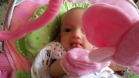 Cerita tentang bayi Debora terangkat ke publik setelah viral pada September 2017. Pemilik nama lengkap Tiara Debora Simanjorang ini meninggal karena tak ditangani tepat waktu akibat terbentur biaya. Kisah tentang bayi Debora dan pilunya sang ibu ramai dibahas setelah diunggah ke Facebook oleh pemilik akun Birgaldo Sinaga.