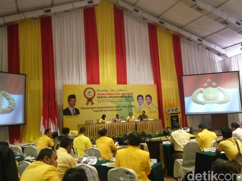 Di Hadapan Kader Golkar, Kapolri Bicara Demokrasi dan Kesejahteraan Di Hadapan Kader Golkar, Kapolri Bicara Demokrasi dan Kesejahteraan