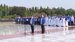 Melihat Sylviana Murni Ziarah di Kalibata dengan Jas Biru PD