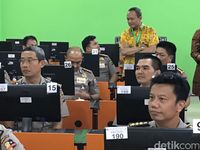 210 Perwira Polri Uji TOEFL, Atase di Thailand Raih Nilai Tertinggi