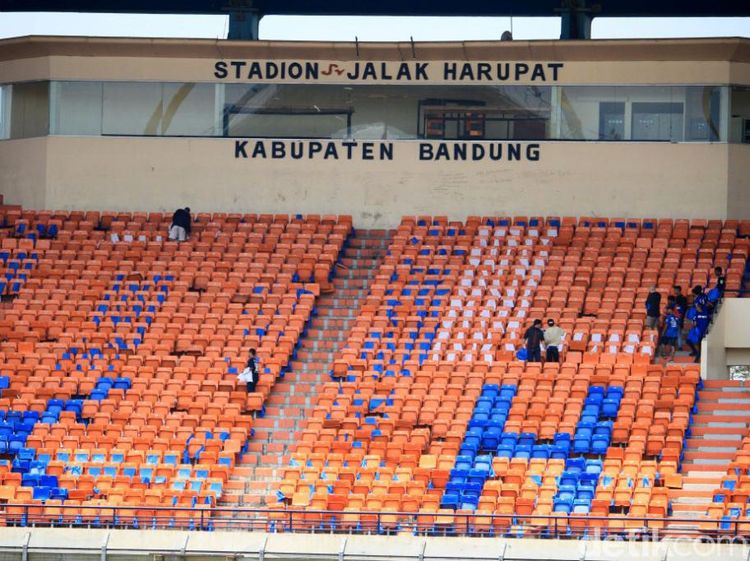 Persiapan Koreografi Bobotoh Jelang Persib vs Semen Padang