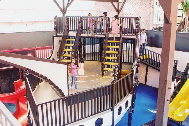5 Resto Ini Punya Tempat Bermain Seru untuk Si Kecil 5 Resto Ini Punya Tempat Bermain Seru untuk Si Kecil