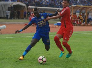 Ezechiel Hindarkan Persib dari Kekalahan