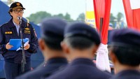 Sri Mulyani memberikan pengarahan kepada para petugas di Kantor Wilayah Khusus DJBC Tanjung Balai Karimun. (Instagram).