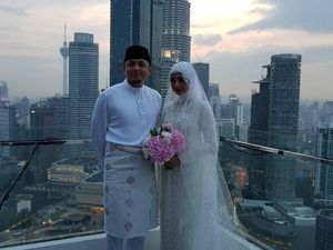 Sah Jadi Istri Engku Emran, Laudya Cynthia Bella Pamer Cincin Nikah