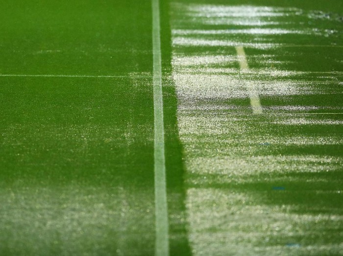 MANCHESTER, ENGLAND - SEPTEMBER 13:  A general view as rain falls prior to the UEFA Champions League Group A match between Manchester City FC and VfL Borussia Moenchengladbach at Etihad Stadium on September 13, 2016 in Manchester, England.  (Photo by Richard Heathcote/Getty Images)