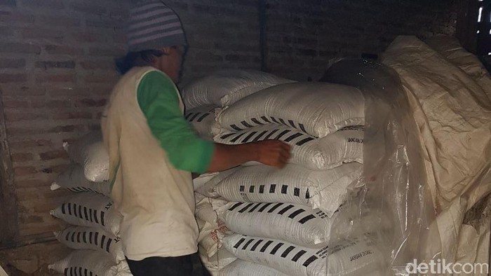 Ngaku Jadi Korban Penjarahan, Sopir Truk Ini Ternyata Jual Muatannya