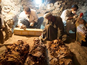 Mumi Amenemhat Ditemukan di Samping  Amenhotep di Kuburan Tersembunyi