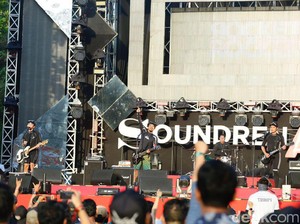 Rocket Rockers Dedikasikan Penampilan untuk Chester Bennington