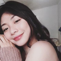 Selain ular, Kheny pun berencan untuk memelihara buaya dan laba-laba. Seram ya! Foto: Facebook Kheny Soliva Berco