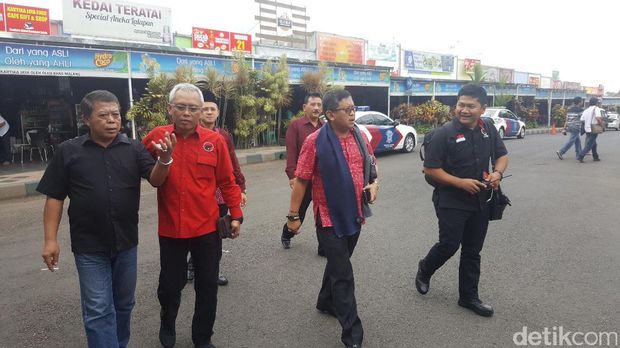 Sambut Megawati di Malang, Bupati Anas Gandeng Adik Lekakinya