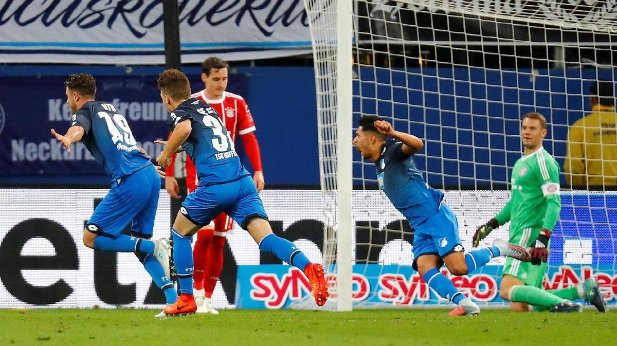 Bayern Munich dikalahkan Hoffenheim 0-2. Foto: Kai Pfaffenbach/Reuters