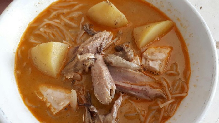 Main ke Pecinan Bisa Makan Soto Betawi Bihun Kari  hingga 