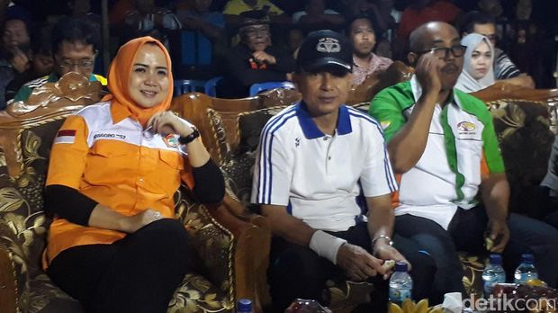 51 Klub Bola Voli Rebutkan Piala Srikandi Kosgoro Bojonegoro