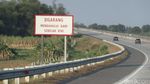Foto: Menjajal Jalan Tol Jombang - Mojokerto di Hari Pertama Dibuka