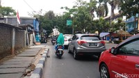 Pukul 04.30 WIB ayah Debora kembali ke RS Mitra Keluarga Kalideres.