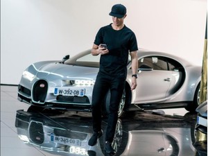 Kisah Cristiano Ronaldo: Dulu Tak Punya Mobil, Sekarang Tak Ingat Punya Berapa Mobil