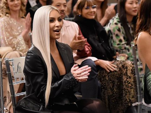 Ingin Punya Rambut Super Lurus Seperti Kim Kardashian? Ini Rahasianya 