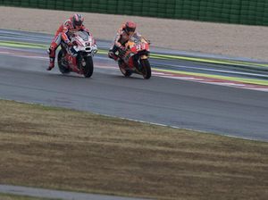 Marquez Merinci Aksinya Menyalip Petrucci