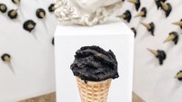 Mulai dari bentuk es krim yang biasa hingga ubik pun ada di sini. Penataanya pun juga sangat catchy dan tidak membuat bosan (Instagram/museumoficecream)