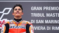 Marc Marquez naik podium lagi di seri San Marino setelah gagal finis di Inggris. Ini adalah kemenangan keempat musim ini (Marco BERTORELLO/AFP Photo)