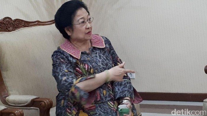 Megawati Lantik Pengurus DPD PDIP Banten